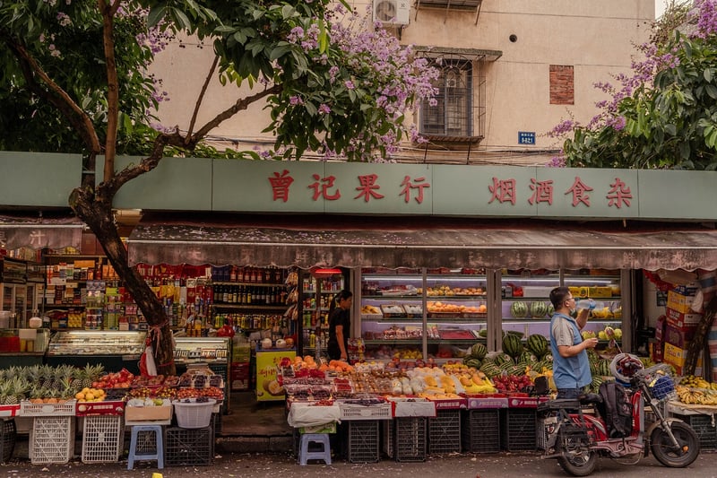 Vibrant Market in Mexico City
